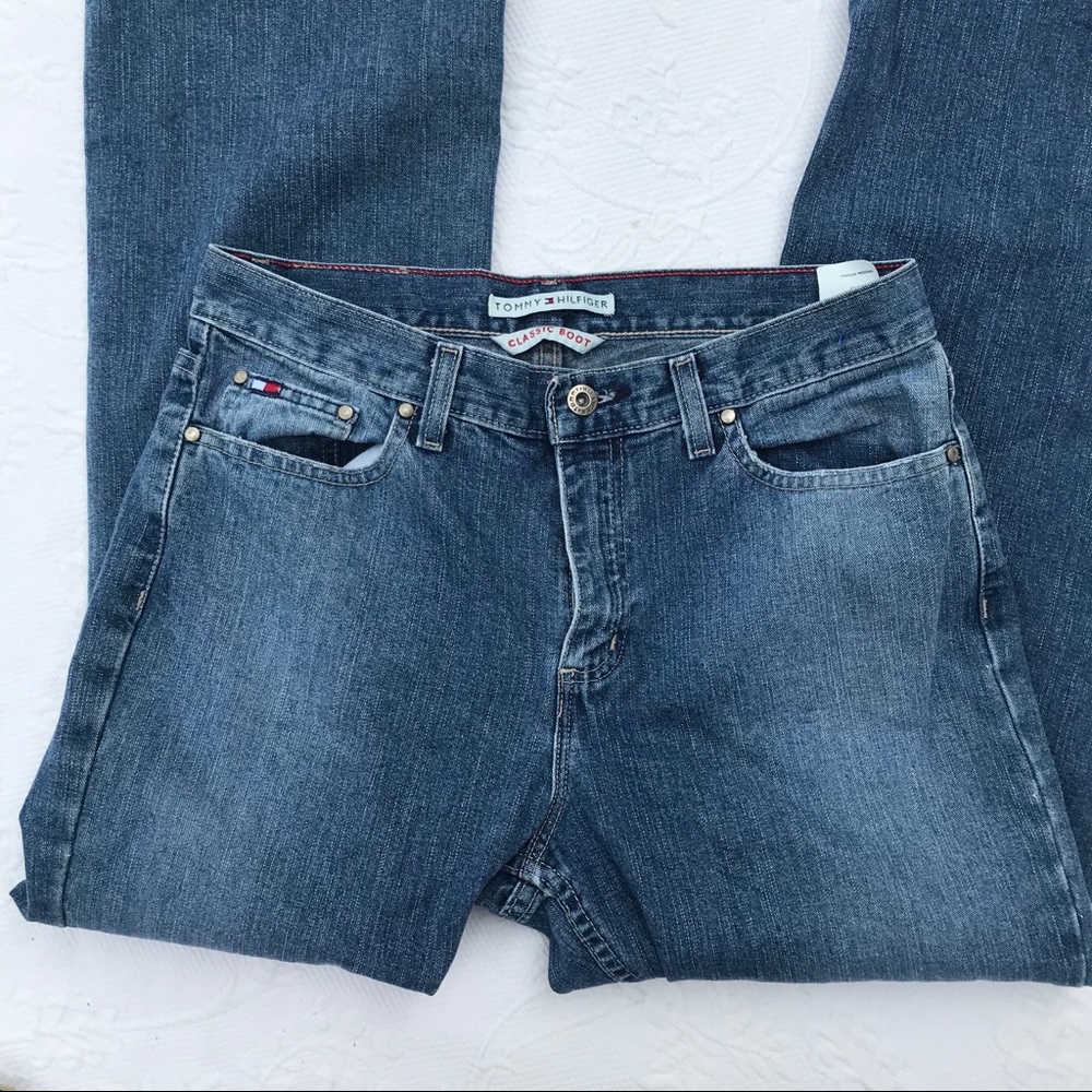 Tommy Hilfiger Classic High Rise Bootcut Jeans!